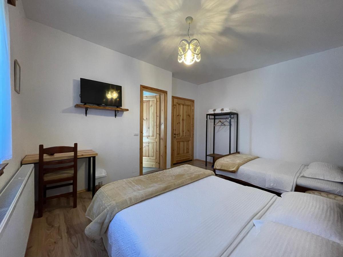 Bujtina Liana Voskopoje Hotel Exterior foto