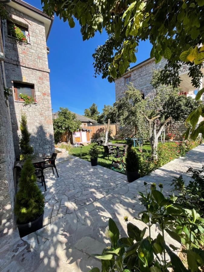 Bujtina Liana Voskopoje Hotel Exterior foto