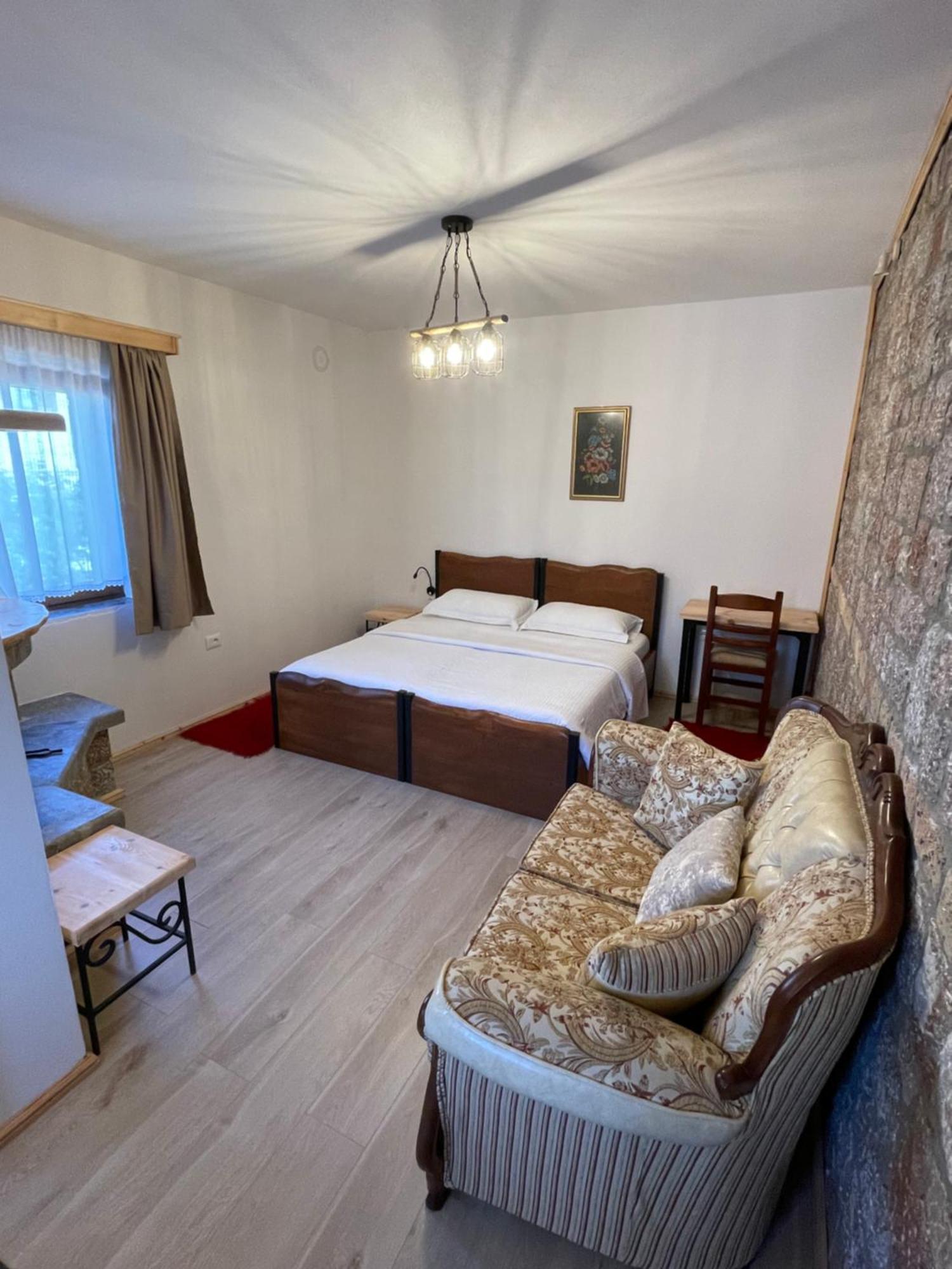 Bujtina Liana Voskopoje Hotel Exterior foto