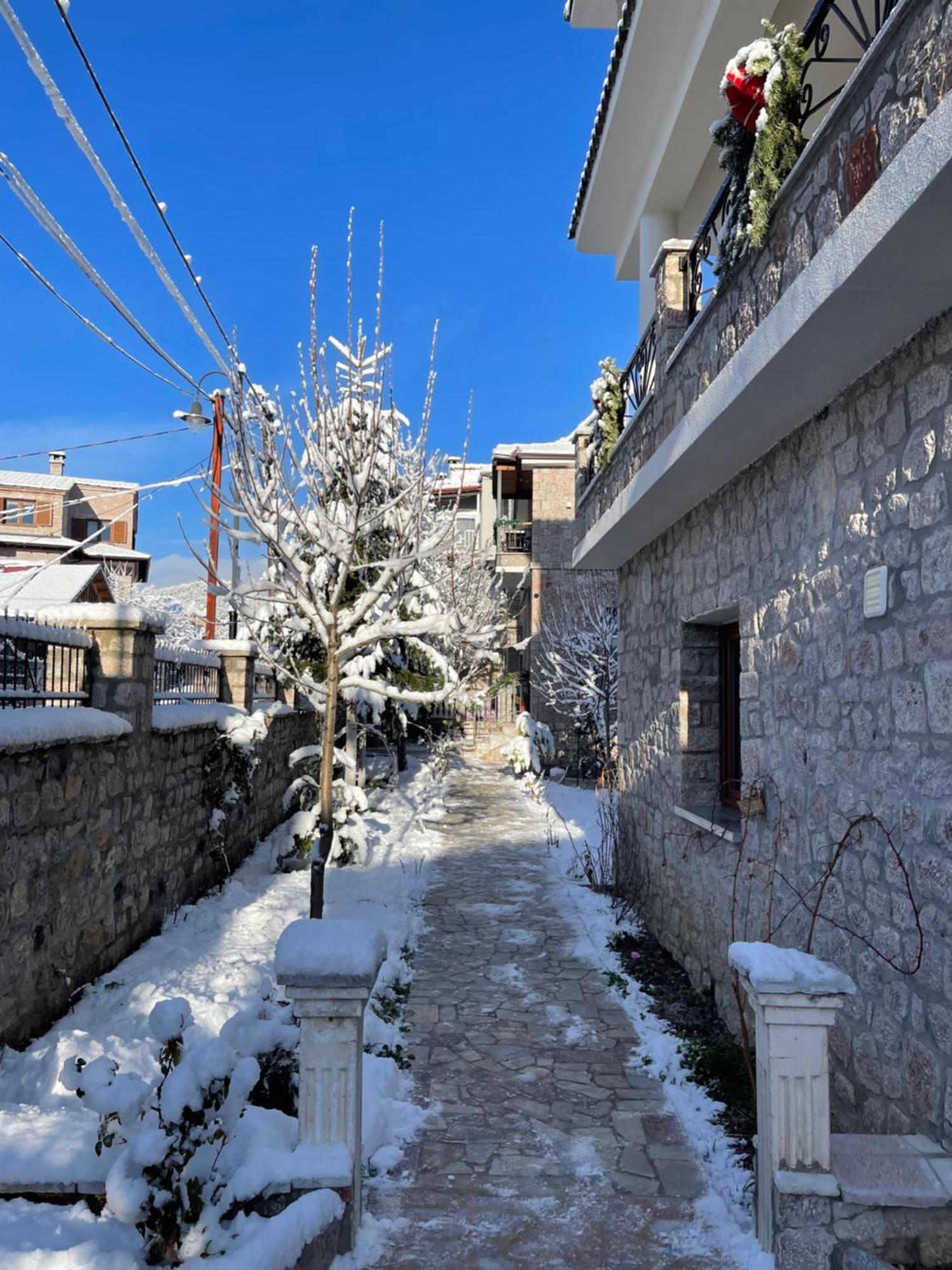 Bujtina Liana Voskopoje Hotel Exterior foto